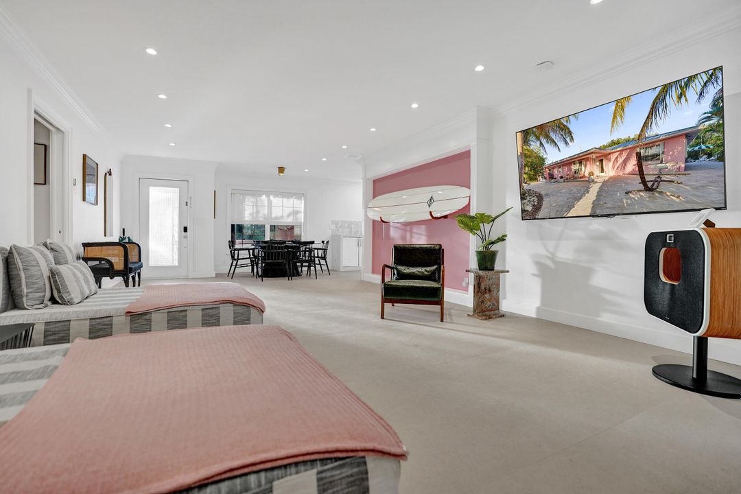 En Venta: $1,795,000 (3 camas, 2 baños, 1737 Pies cuadrados)