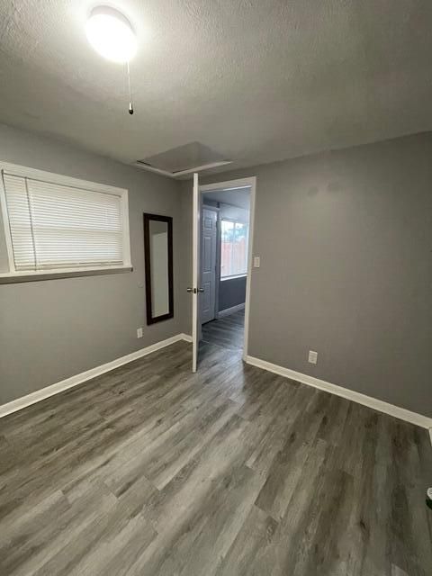 出租: $1,700 (1 贝兹, 1 浴室, 560 平方英尺)