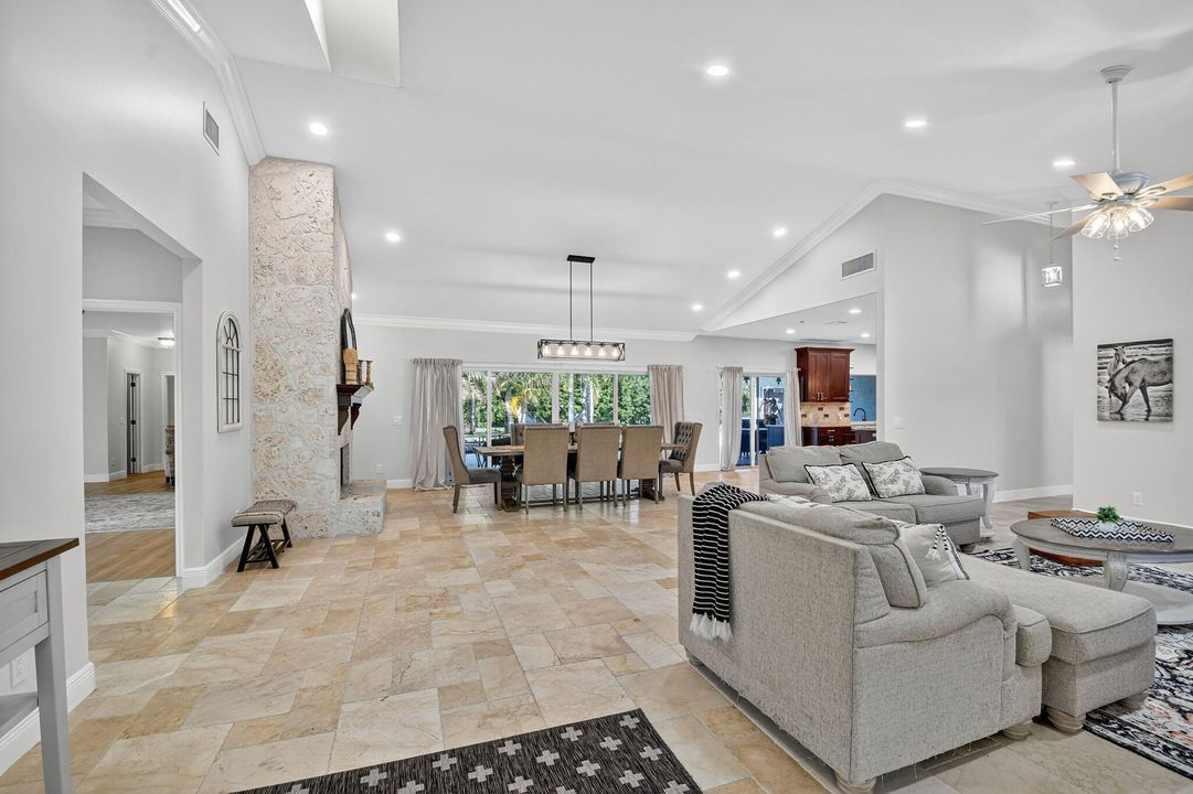 For Sale: $1,799,900 (5 beds, 4 baths, 4178 Square Feet)