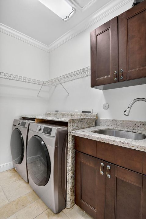 For Sale: $1,799,900 (5 beds, 4 baths, 4178 Square Feet)