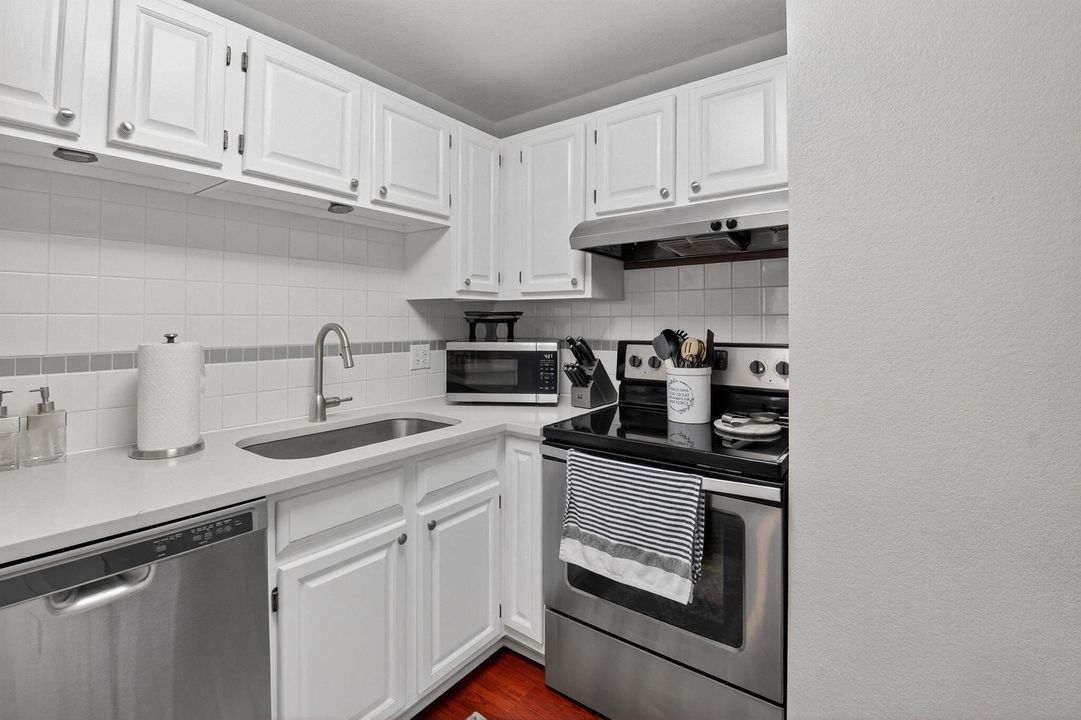 En Venta: $224,900 (1 camas, 1 baños, 586 Pies cuadrados)