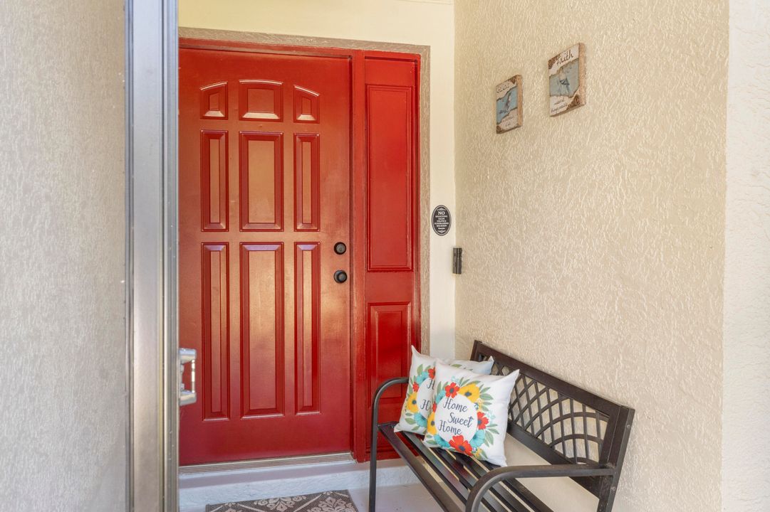 For Sale: $399,000 (3 beds, 2 baths, 1432 Square Feet)