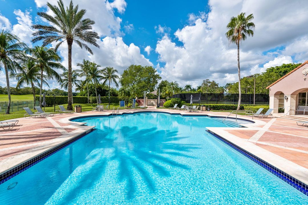 En Venta: $415,000 (3 camas, 2 baños, 1479 Pies cuadrados)