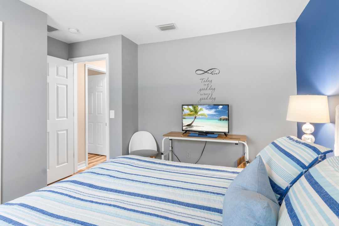 For Sale: $399,000 (3 beds, 2 baths, 1432 Square Feet)