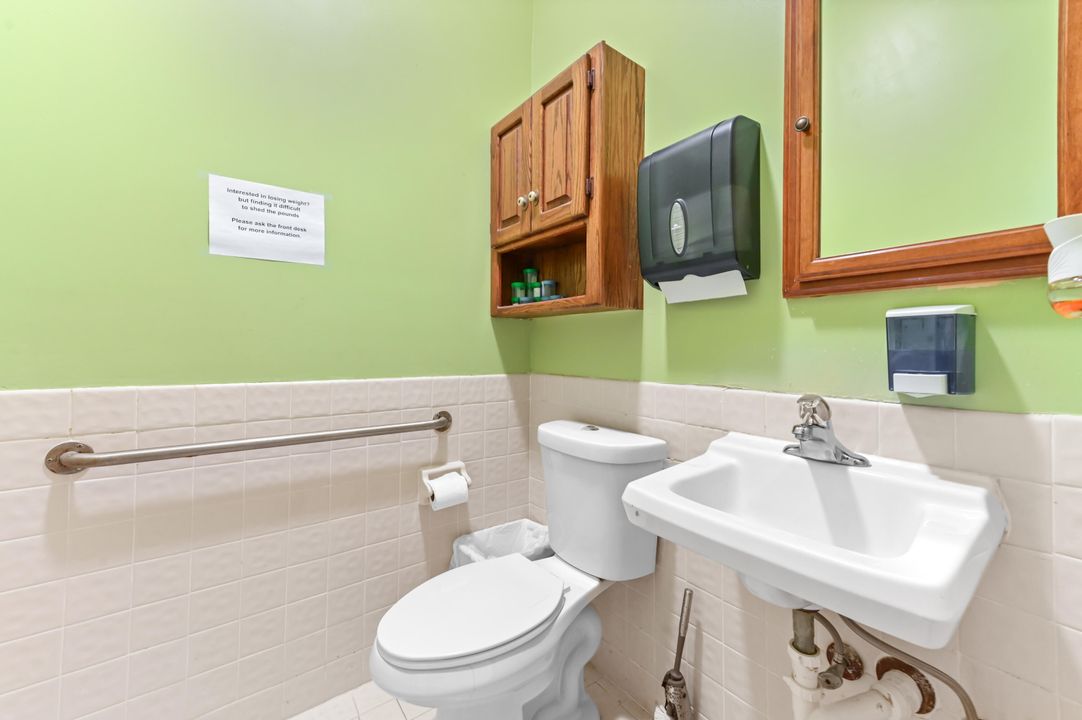 En Venta: $399,900 (0 camas, 0 baños, 1418 Pies cuadrados)