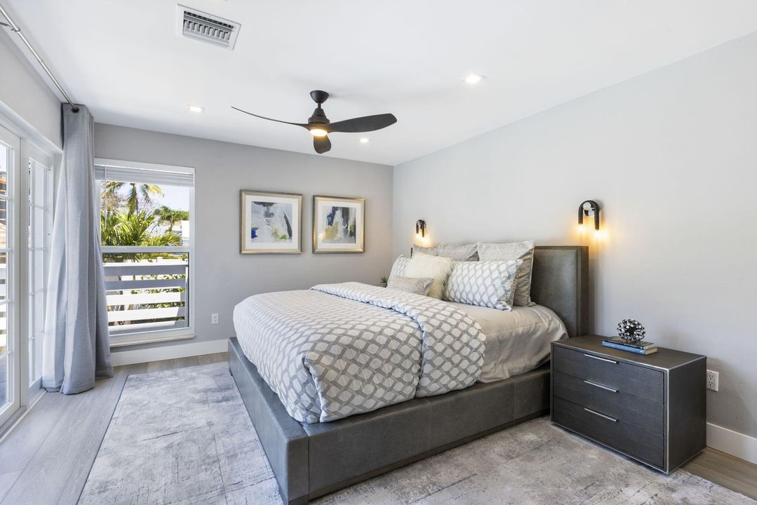 En Venta: $2,100,000 (5 camas, 3 baños, 2454 Pies cuadrados)