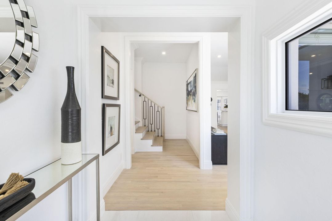 En Venta: $2,100,000 (5 camas, 3 baños, 2454 Pies cuadrados)