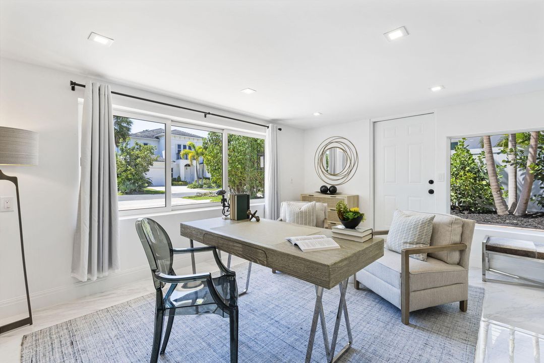 En Venta: $2,100,000 (5 camas, 3 baños, 2454 Pies cuadrados)