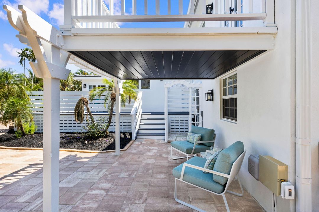 En Venta: $2,100,000 (5 camas, 3 baños, 2454 Pies cuadrados)