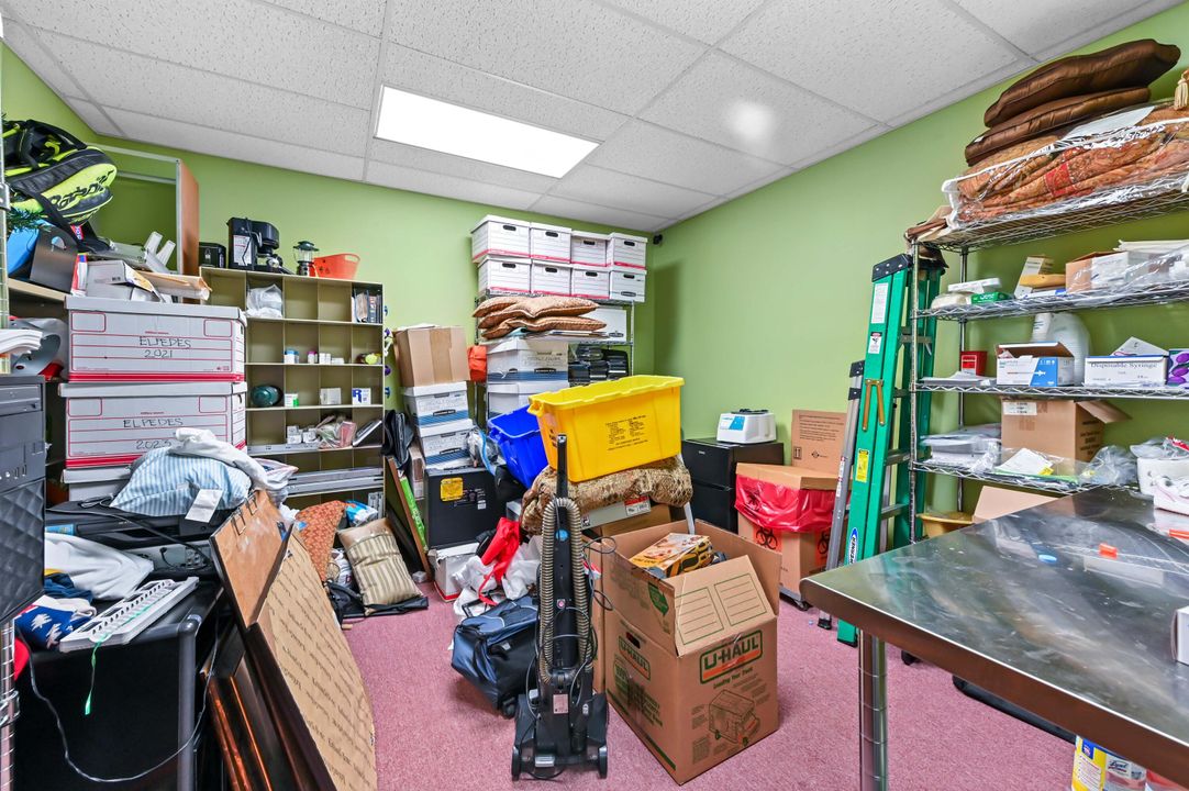 En Venta: $399,900 (0 camas, 0 baños, 1418 Pies cuadrados)