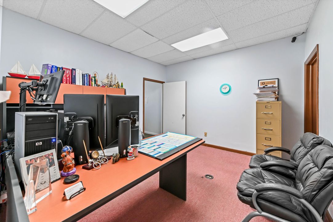 En Venta: $399,900 (0 camas, 0 baños, 1418 Pies cuadrados)