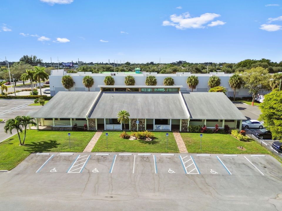 En Venta: $399,900 (0 camas, 0 baños, 1418 Pies cuadrados)