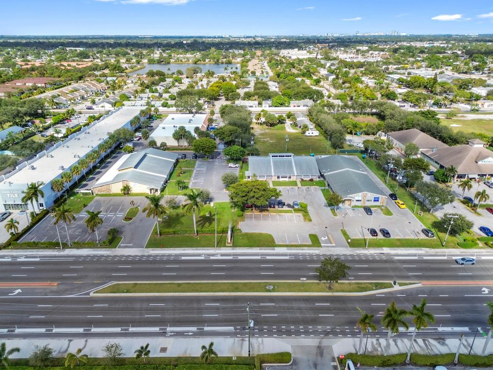 En Venta: $399,900 (0 camas, 0 baños, 1418 Pies cuadrados)