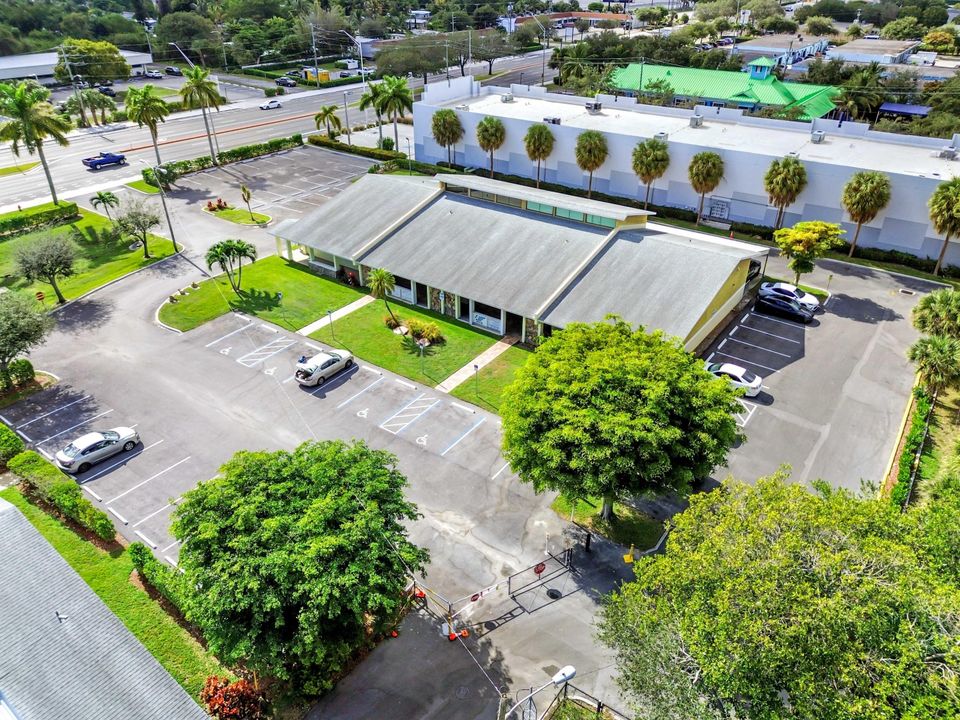 En Venta: $399,900 (0 camas, 0 baños, 1418 Pies cuadrados)