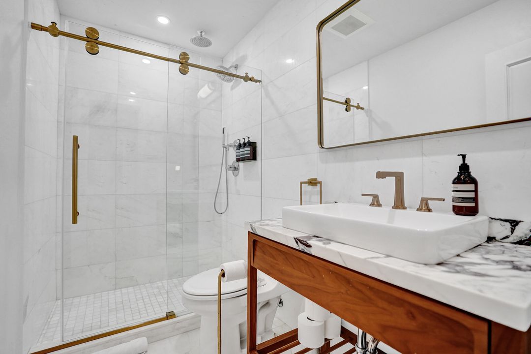 En Venta: $1,795,000 (3 camas, 2 baños, 1737 Pies cuadrados)