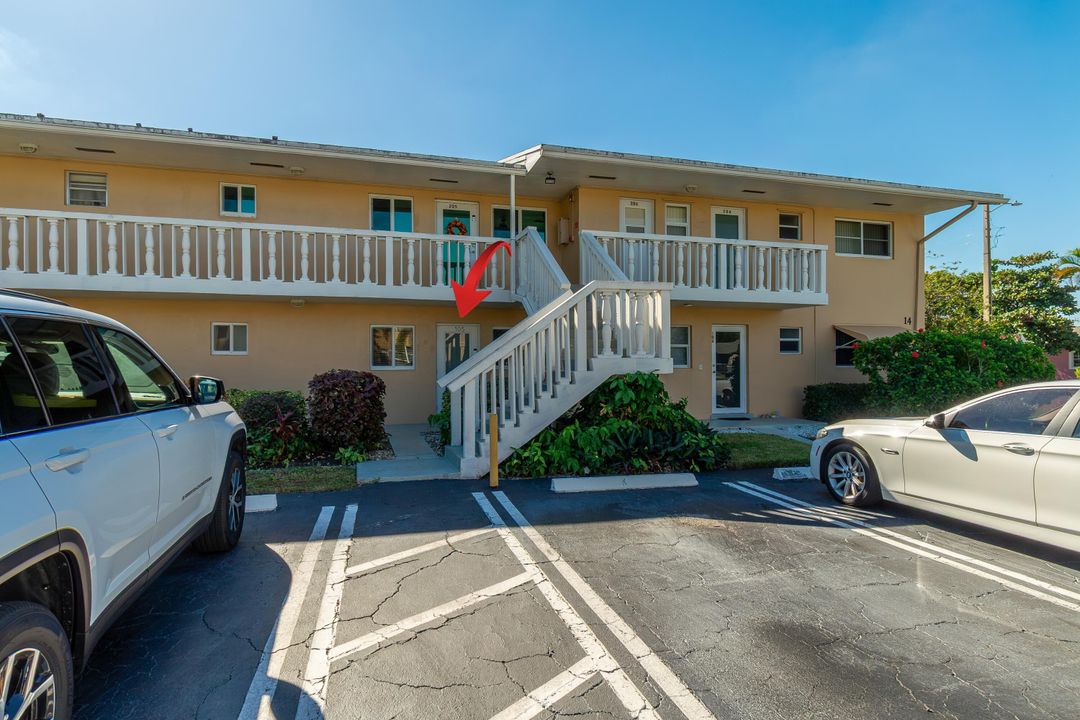 待售: $90,000 (1 贝兹, 1 浴室, 624 平方英尺)