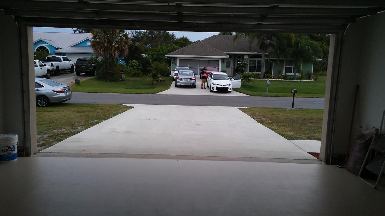 For Rent: $2,400 (3 beds, 2 baths, 1322 Square Feet)