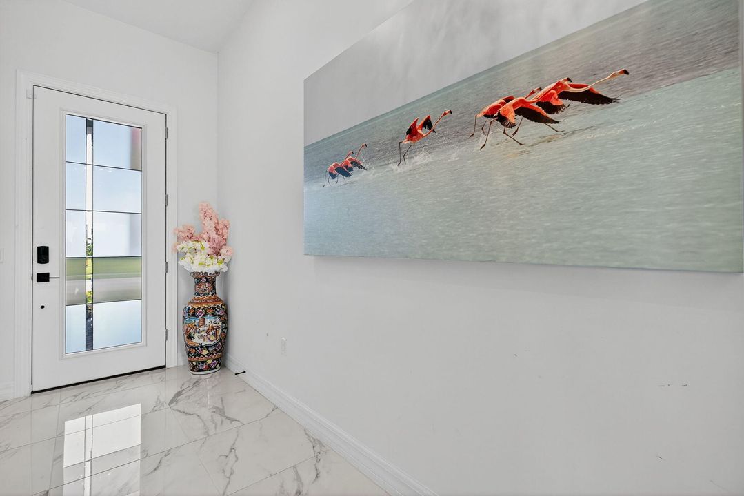 For Sale: $1,095,000 (3 beds, 2 baths, 2087 Square Feet)