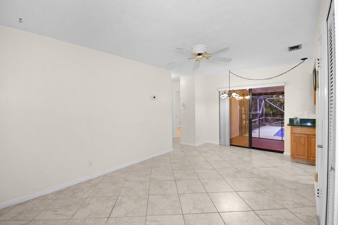 Active With Contract: $549,900 (3 beds, 2 baths, 1290 Square Feet)