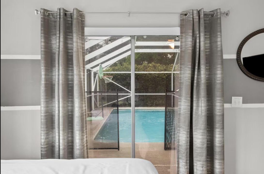 For Rent: $10,000 (2 beds, 2 baths, 1386 Square Feet)