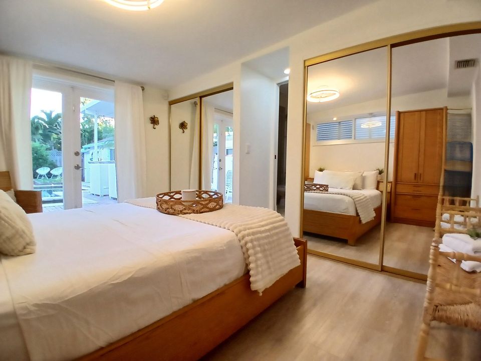 En Venta: $1,350,000 (4 camas, 3 baños, 2286 Pies cuadrados)