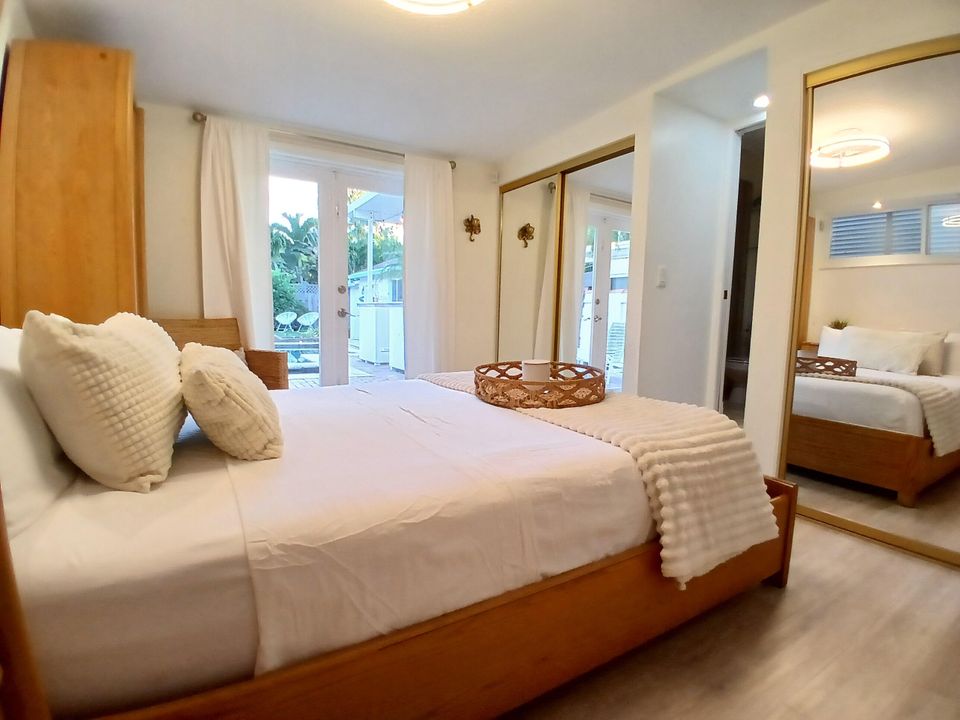 En Venta: $1,350,000 (4 camas, 3 baños, 2286 Pies cuadrados)