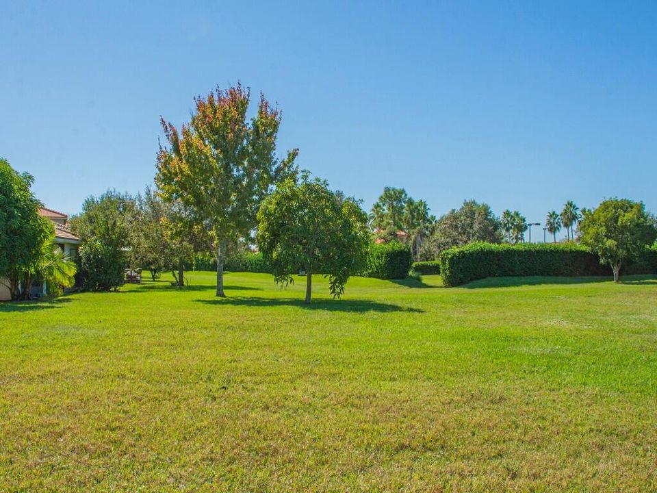 For Sale: $419,000 (4 beds, 2 baths, 2600 Square Feet)