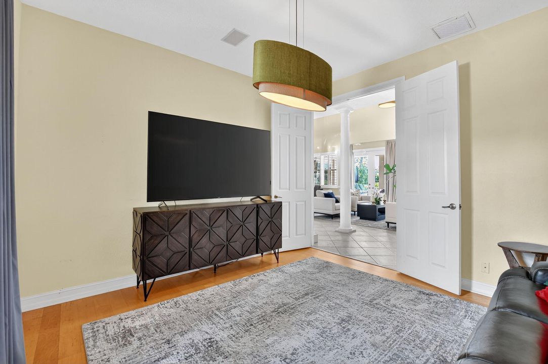 For Rent: $12,800 (7 beds, 6 baths, 4628 Square Feet)