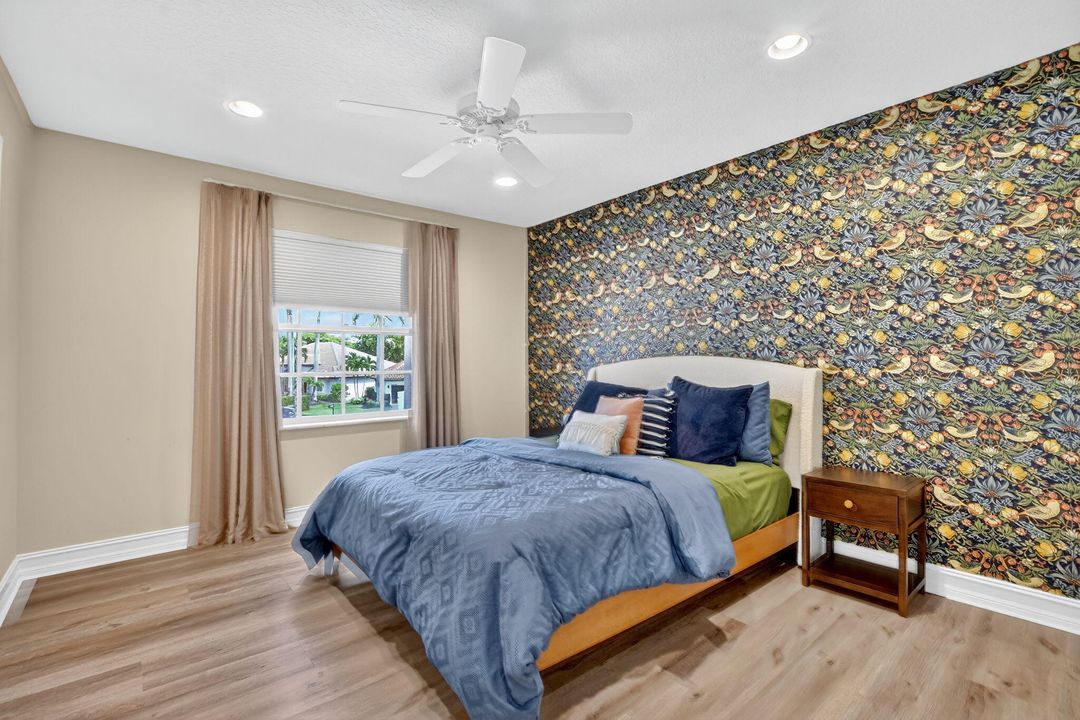 For Rent: $12,800 (7 beds, 6 baths, 4628 Square Feet)