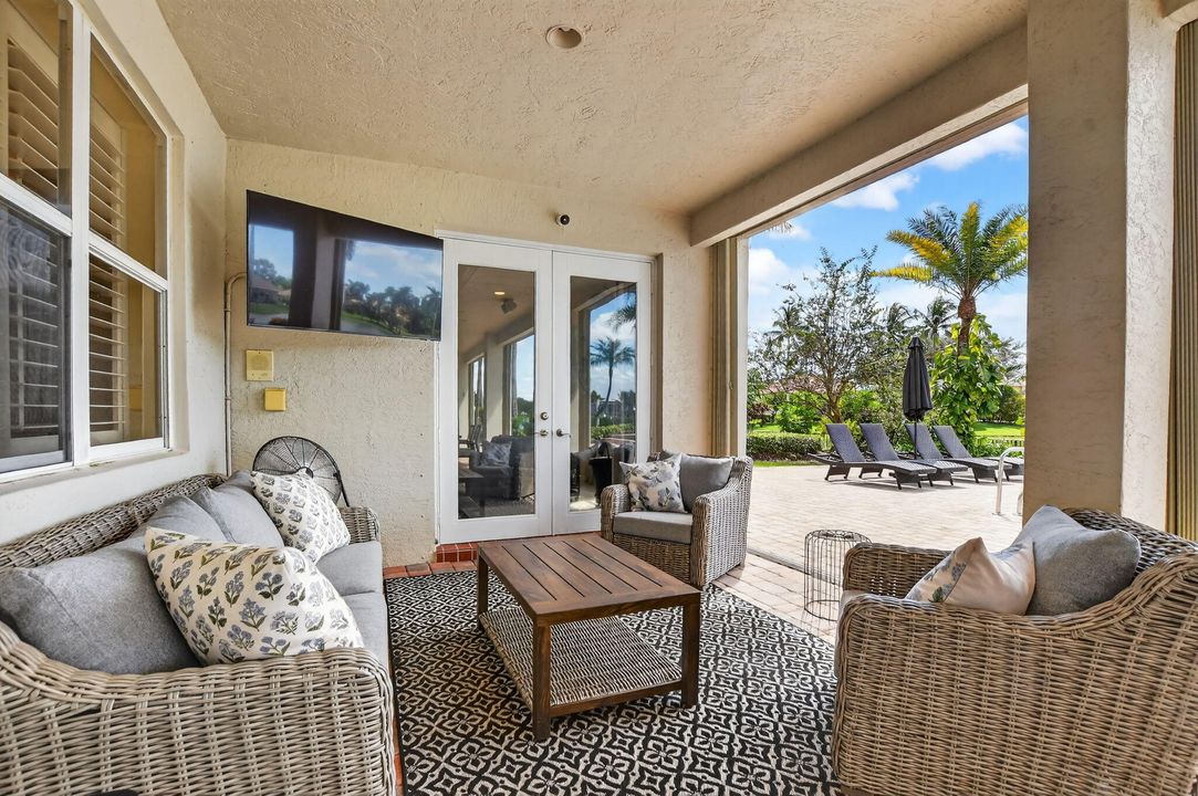 For Rent: $12,800 (7 beds, 6 baths, 4628 Square Feet)