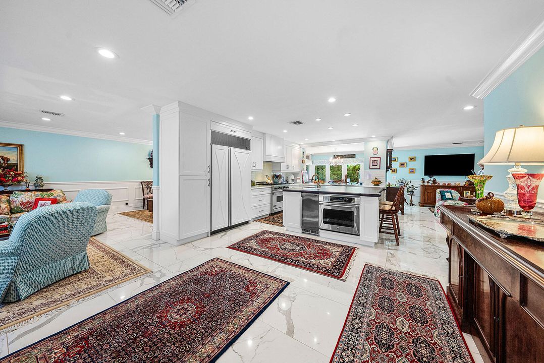 For Sale: $4,700,000 (4 beds, 3 baths, 2736 Square Feet)