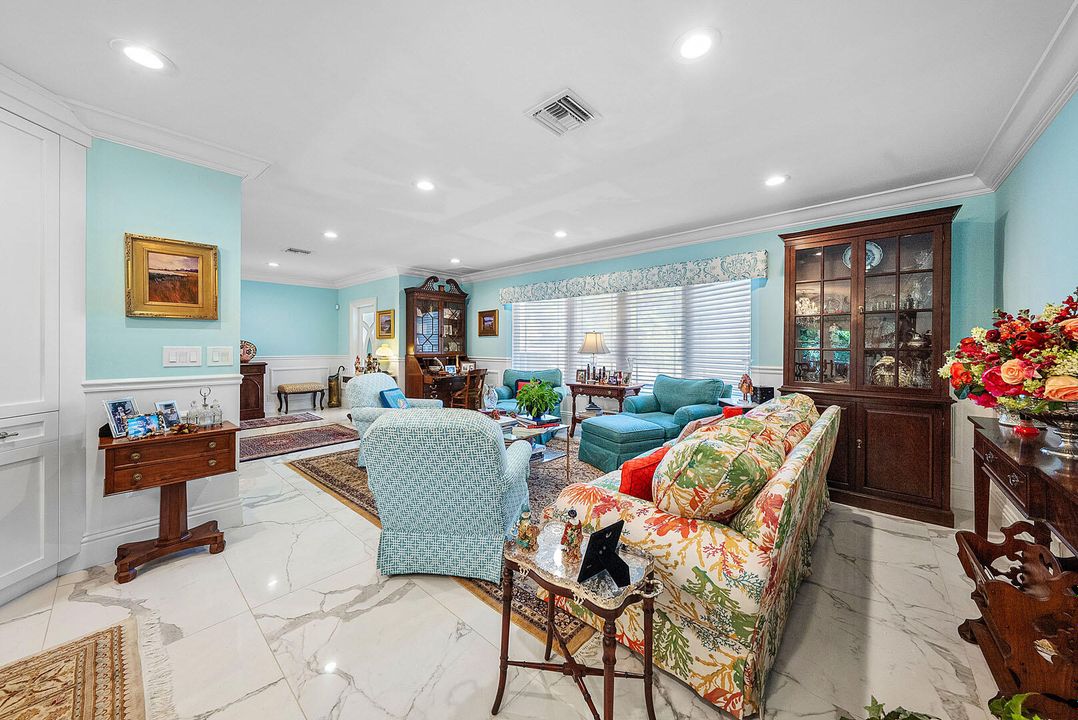 For Sale: $4,700,000 (4 beds, 3 baths, 2736 Square Feet)