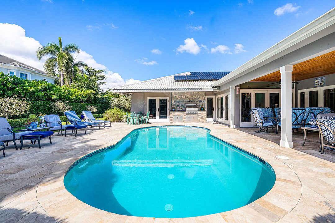 For Sale: $4,700,000 (4 beds, 3 baths, 2736 Square Feet)