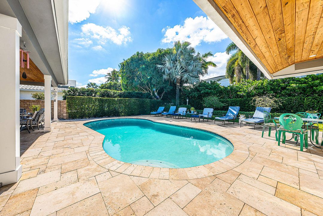 For Sale: $4,700,000 (4 beds, 3 baths, 2736 Square Feet)