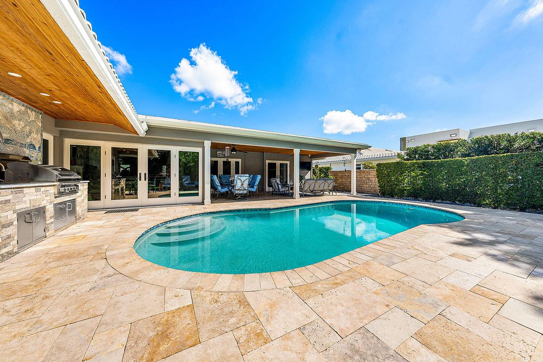 For Sale: $4,700,000 (4 beds, 3 baths, 2736 Square Feet)