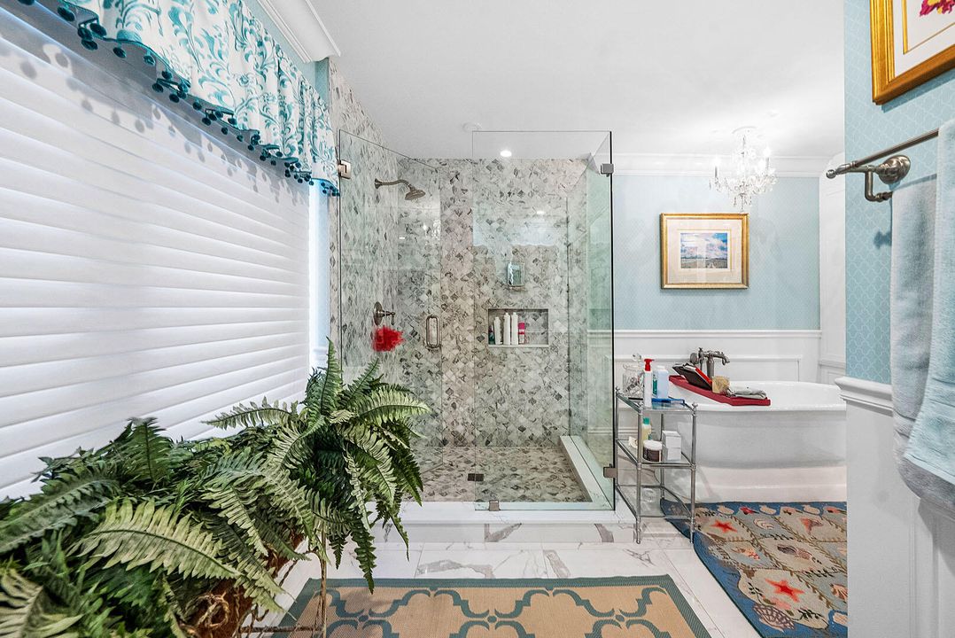 For Sale: $4,700,000 (4 beds, 3 baths, 2736 Square Feet)