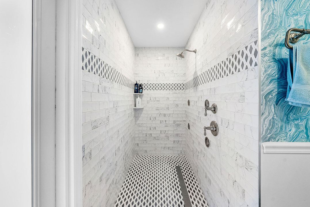 For Sale: $4,700,000 (4 beds, 3 baths, 2736 Square Feet)