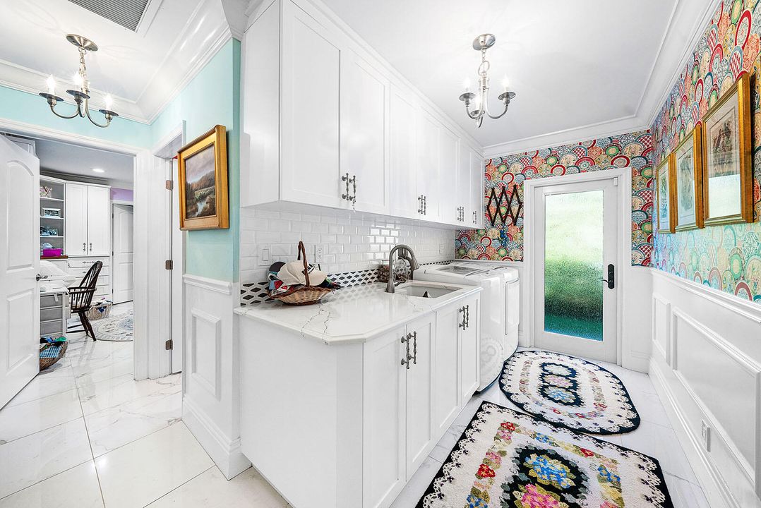 For Sale: $4,700,000 (4 beds, 3 baths, 2736 Square Feet)