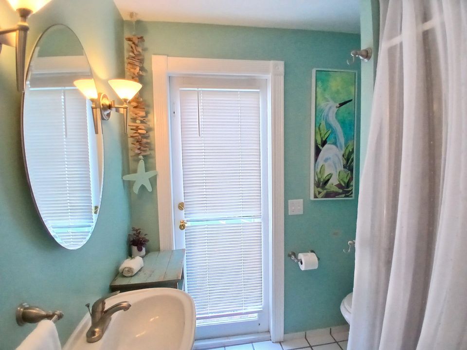 En Venta: $1,350,000 (4 camas, 3 baños, 2286 Pies cuadrados)