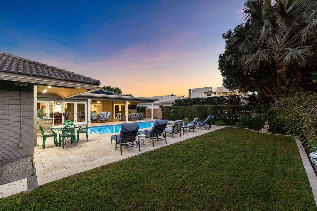 For Sale: $4,700,000 (4 beds, 3 baths, 2736 Square Feet)