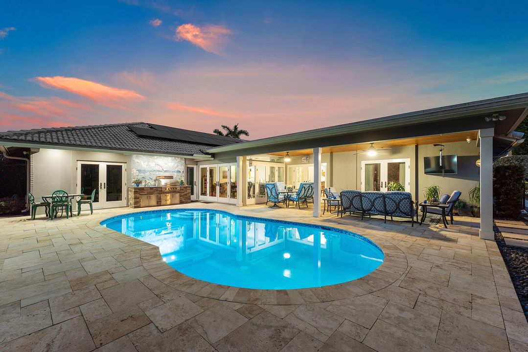 For Sale: $4,700,000 (4 beds, 3 baths, 2736 Square Feet)