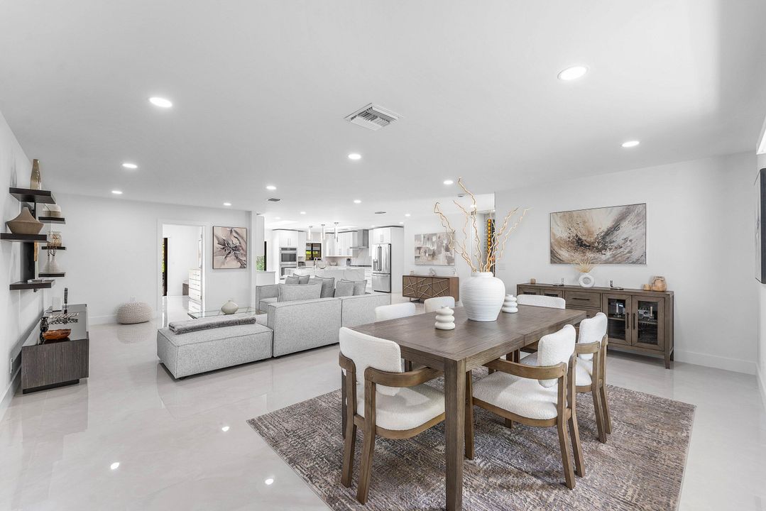 En Venta: $2,350,000 (4 camas, 3 baños, 2774 Pies cuadrados)