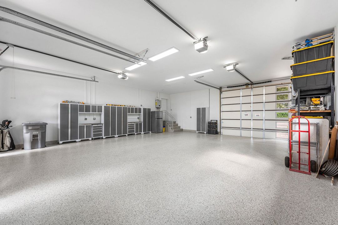 En Venta: $2,350,000 (4 camas, 3 baños, 2774 Pies cuadrados)