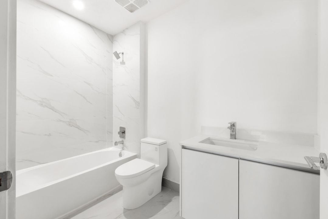 待售: $8,998,000 (6 贝兹, 6 浴室, 5010 平方英尺)