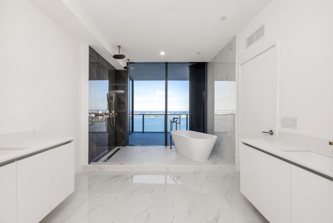 待售: $8,998,000 (6 贝兹, 6 浴室, 5010 平方英尺)