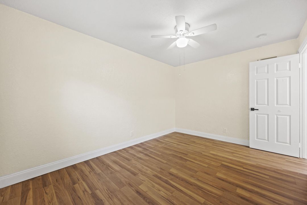 Active With Contract: $385,000 (4 beds, 1 baths, 1082 Square Feet)