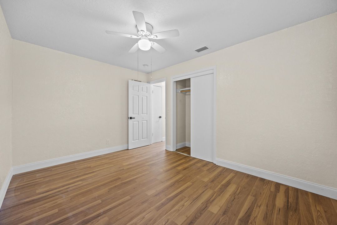 Active With Contract: $385,000 (4 beds, 1 baths, 1082 Square Feet)