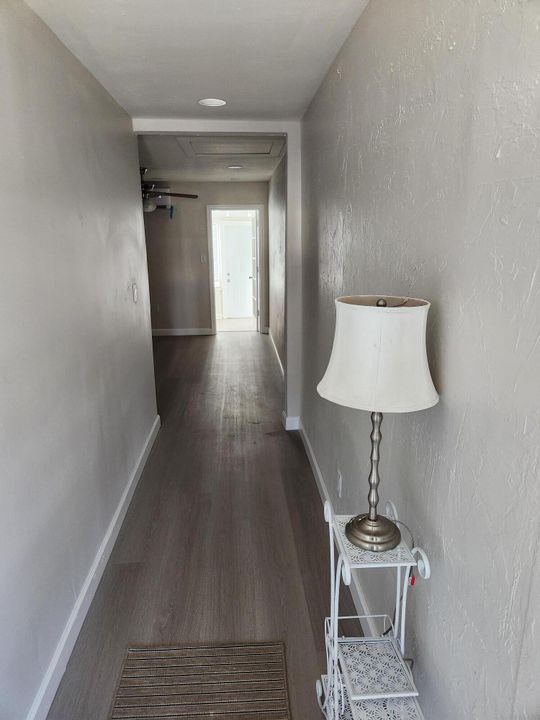 出租: $1,375 (1 贝兹, 2 浴室, 365 平方英尺)