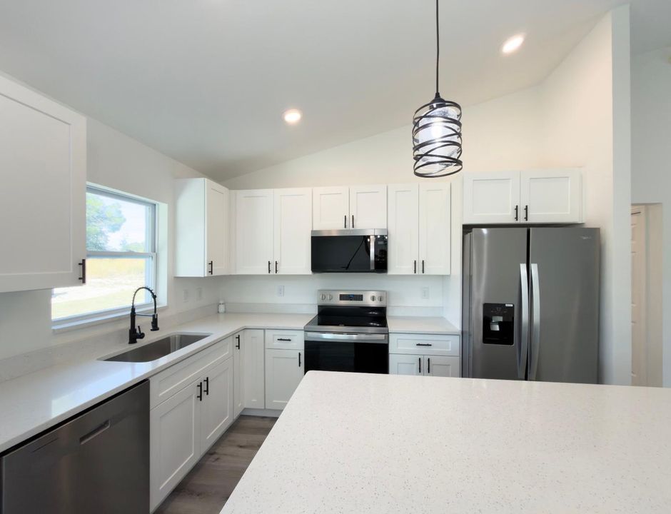 En Venta: $274,800 (3 camas, 2 baños, 1465 Pies cuadrados)