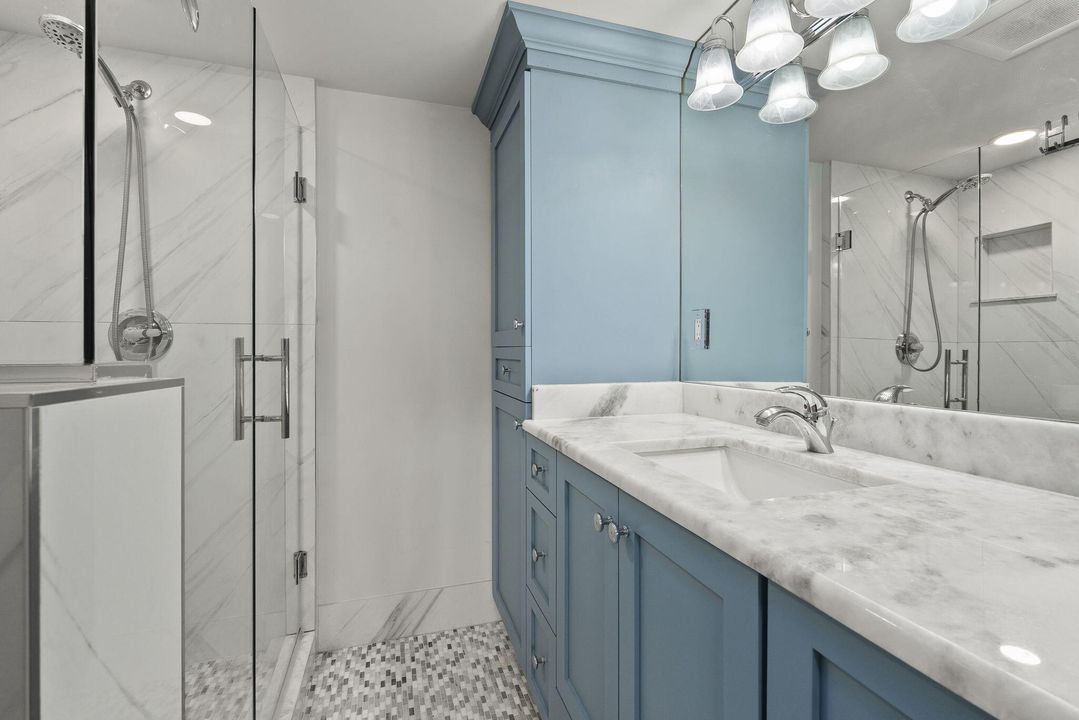 En Venta: $299,000 (2 camas, 2 baños, 1001 Pies cuadrados)